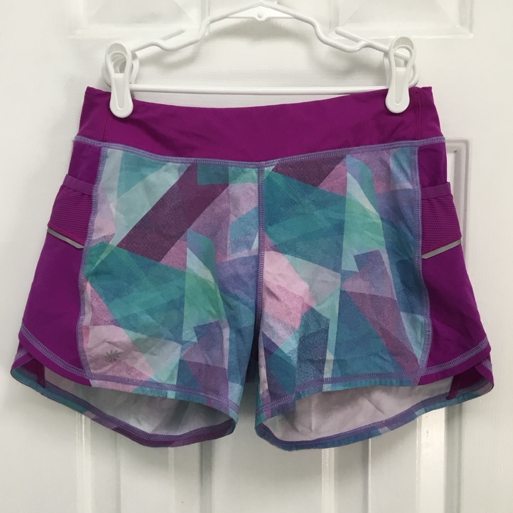 Athleta Girl 3.5” lined geometric shape athletic shorts - size 14/XL